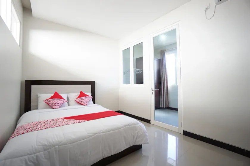 OYO 1290 Felizcha House - Image 1