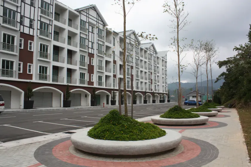 Cameron Golden Hills Resort - Image 1