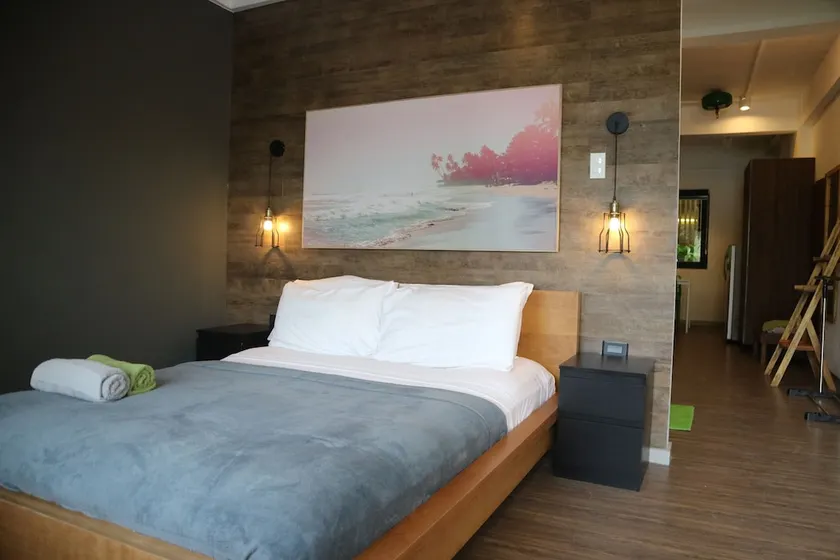 LuxeView Hotel - Image 1