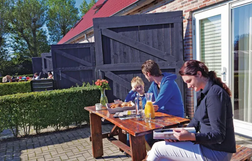 Nice Home in Hippolytushoef With 4 Bedrooms and Wifi - Image 1