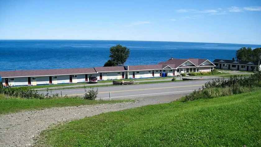 Motel Du Cap St-Yvon - Image 1