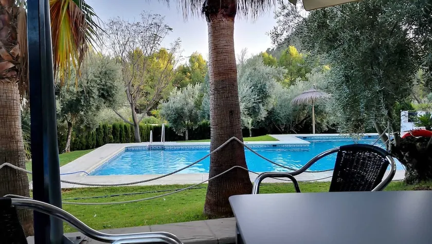 Camping La Isla - Image 1