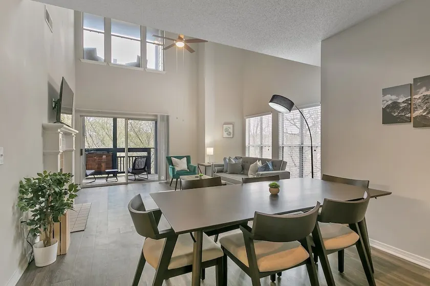 The Luxe Suites of North Atlanta - Image 1