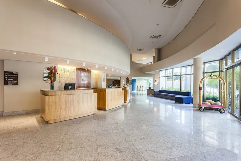 Bristol Recife Suites & Convention - Image 1