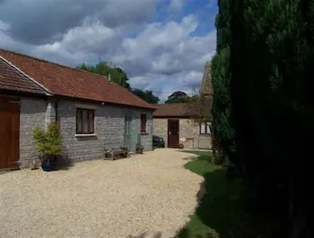 The Old Post Office Cottage - Image 1