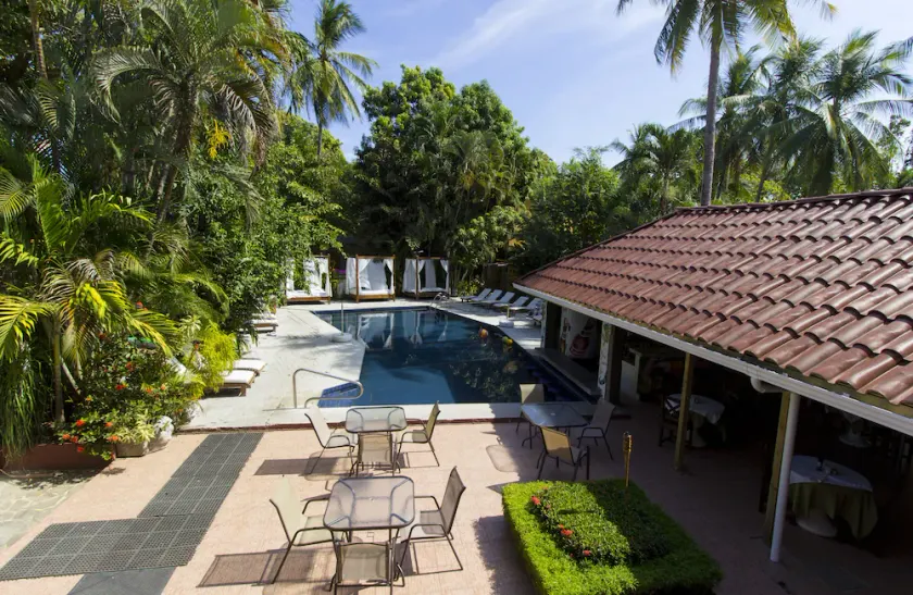 Copacabana Hotel & Suites - Image 1
