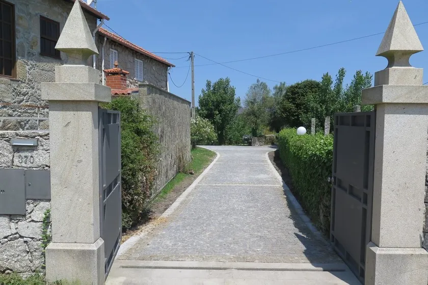 Maison de vacances avec barbecue, terrasse et piscine | Vue jardin - Image 1