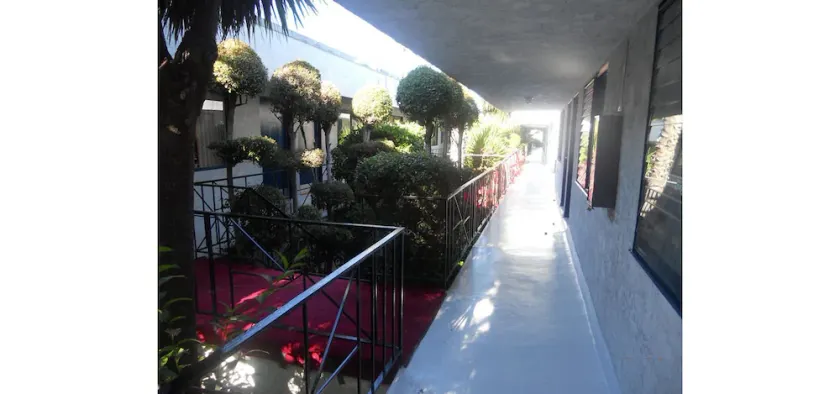 Tradewinds Hotel LAX Airport - Image 1
