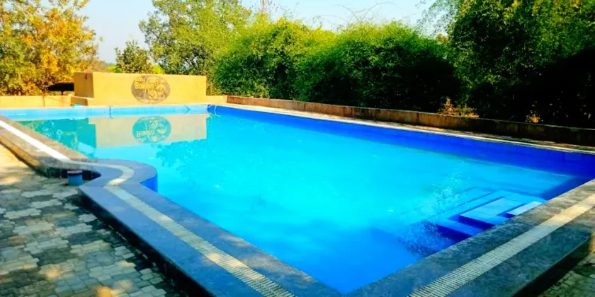 Royal Bamhni - Image 1