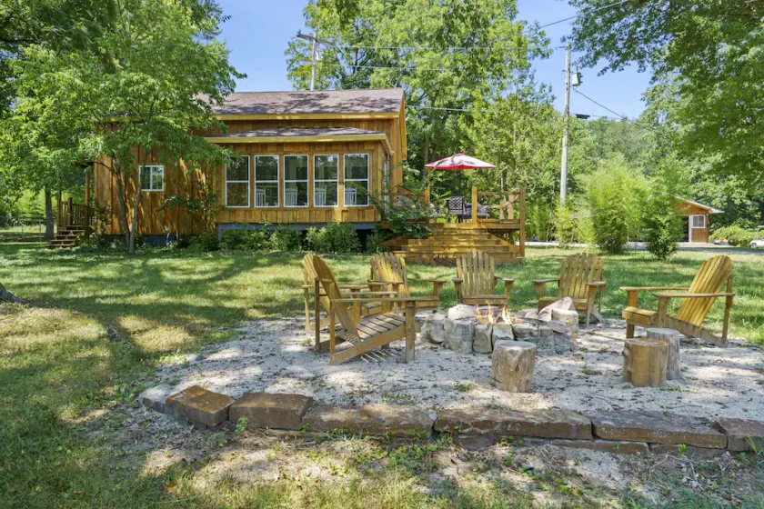 Bluff Cabin - Image 1