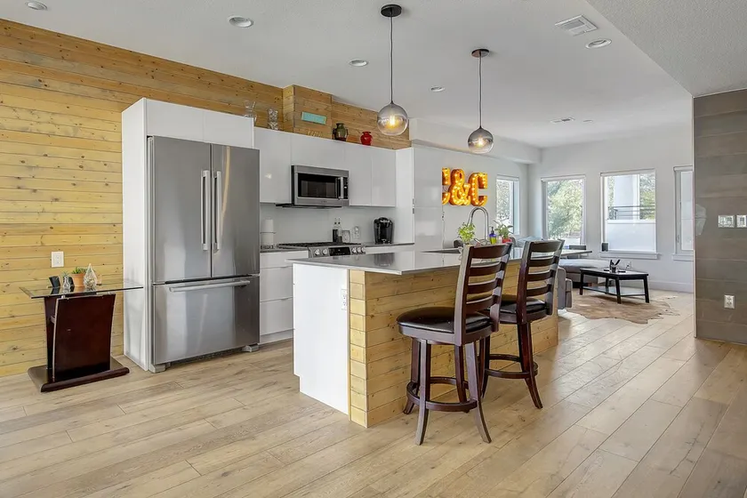 Sleek Modern Townhome in Heart of Denver - Image 1