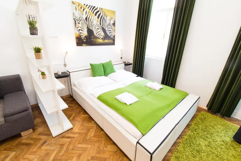 Vienna Star Apartments - Siebenbrunnengasse - Image 1