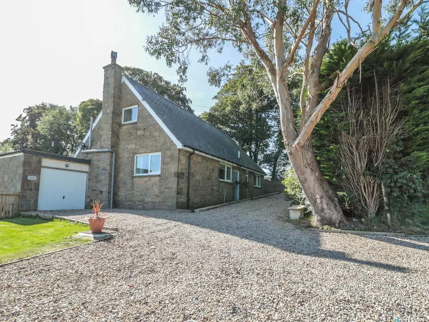 Tranwell Cottage - Image 1