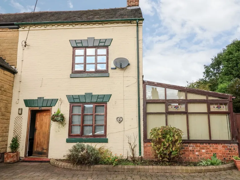 Rose Cottage - Image 1
