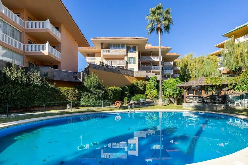 Ferienwohnung mit Garten, Sauna und Pool | Bergblick - Image 1