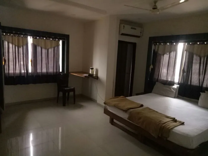JK Rooms 133 Ankleshwar GIDC - Image 1