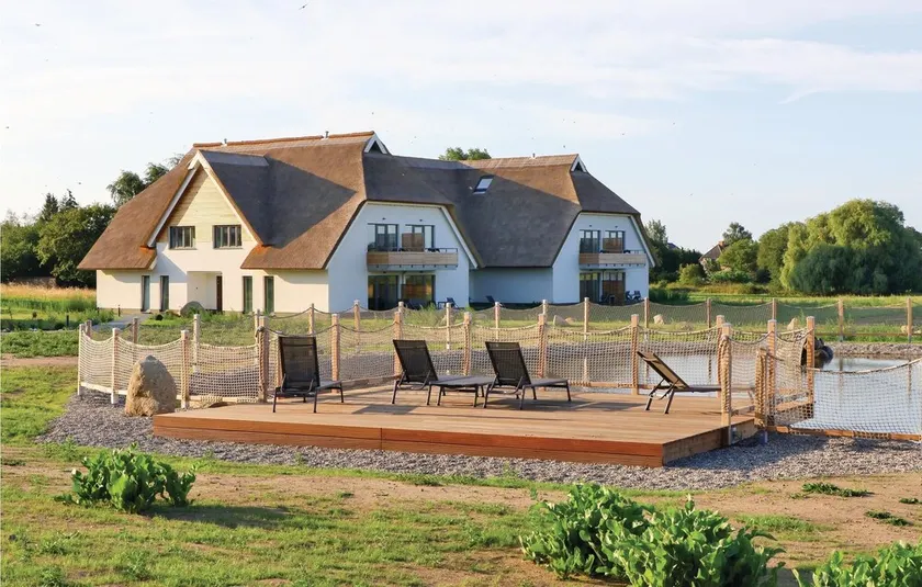 Beautiful Apartment in Putbus/rügen With 1 Bedrooms and Wifi - Image 1