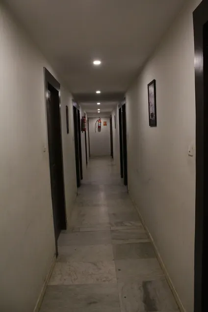 OYO 15581 Hotel Rajshree - Image 1