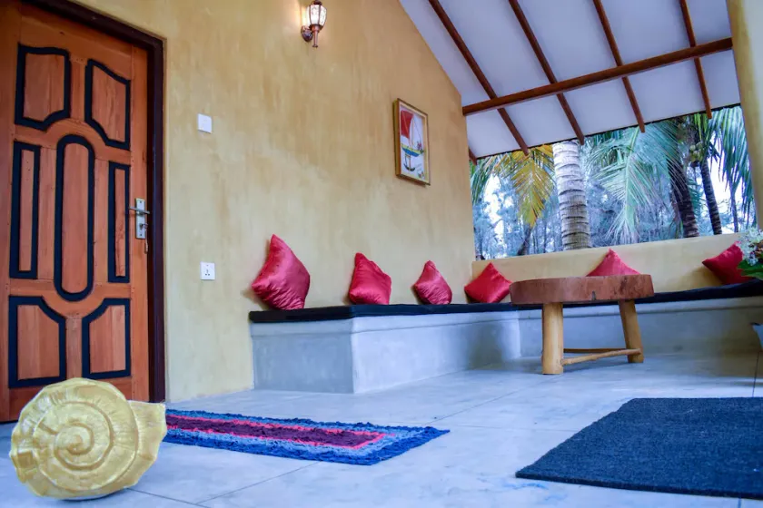 Omeesha Beach Hotel - Image 1