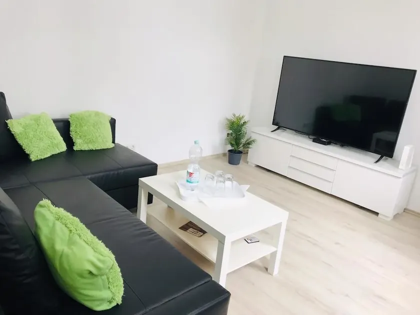 City Apartments near Düsseldorf Airport - Image 1