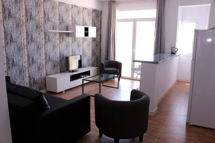 Apartamentos Caleta - Image 1