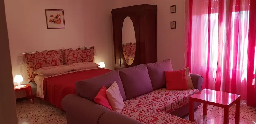 B&B Vanessa - Image 1