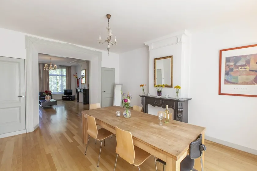 Artis Aquarium Apartment - Image 1