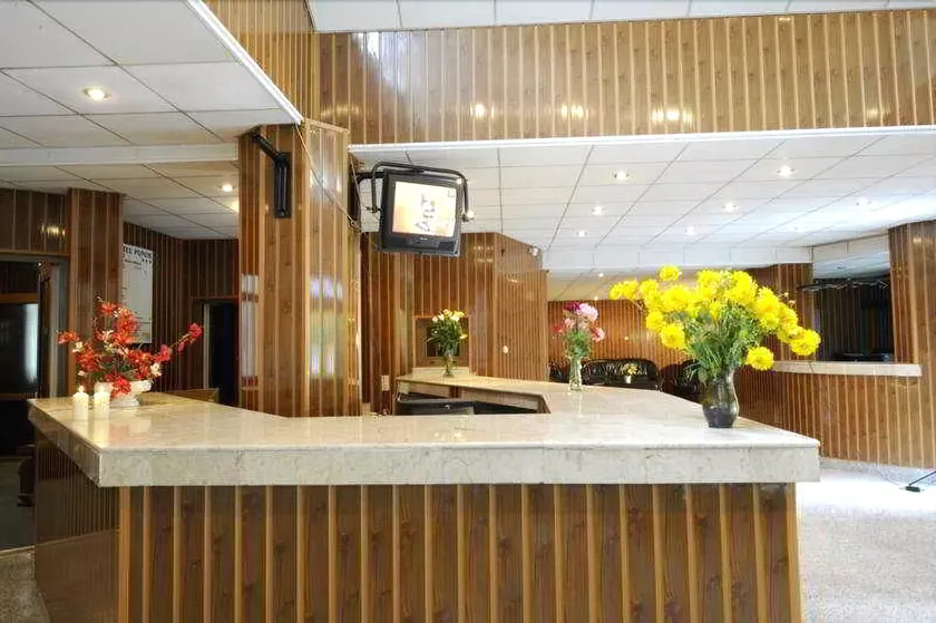 Hotel Phoenix - Image 1