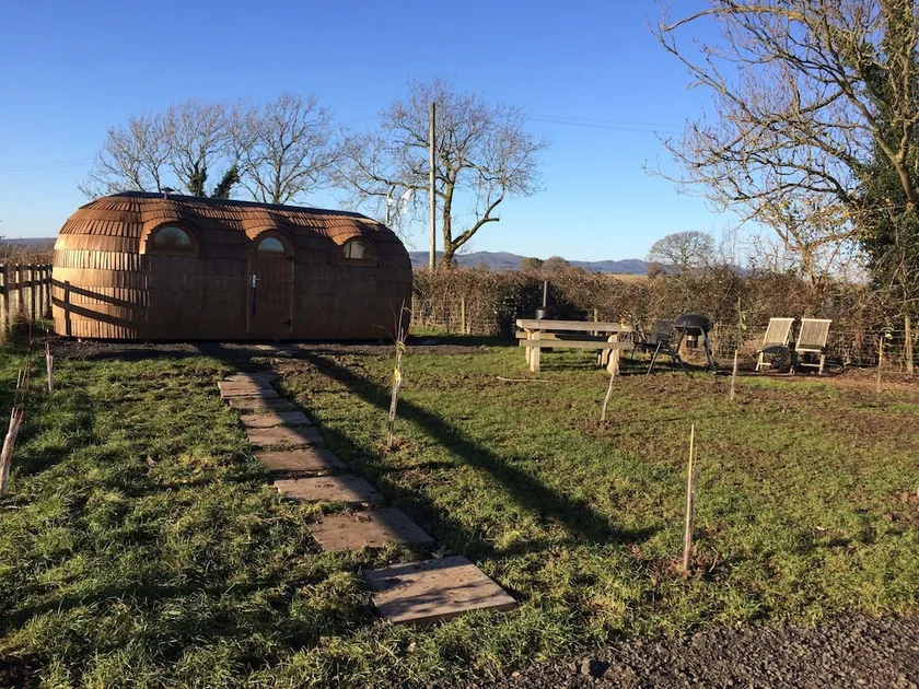 Nash End Farm - Image 1