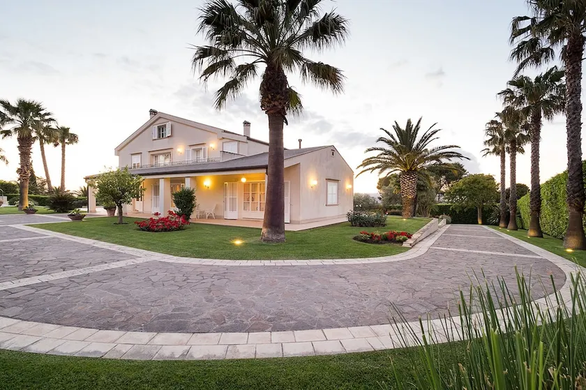 Terranova Home - Image 1