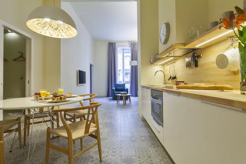 Uma Suites Pau Claris Barcelona - Image 1