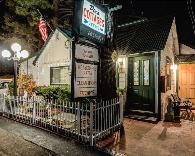 Doc's Cottages South Lake Tahoe - Image 1