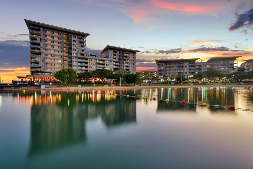 Astra Apartments Darwin - Image 1