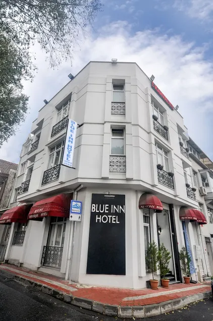 Rest Inn Hotel - Image 1