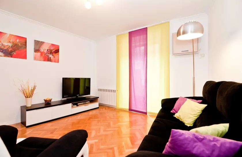 Apartamento Esparteros - Image 1