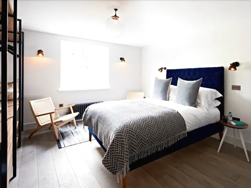 Swish Apartments Camden - Image 1