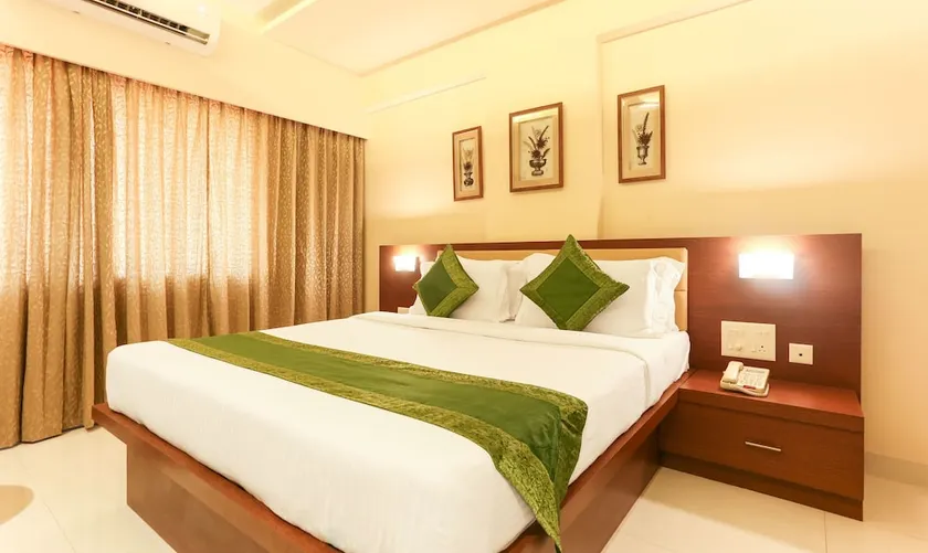 Hotel Nayath Residency - Image 1