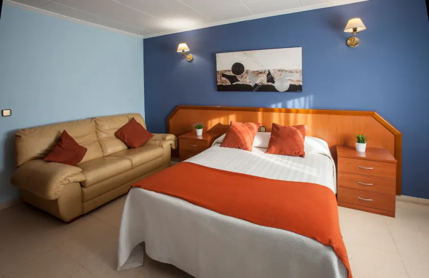 Hotel Stop - Image 1