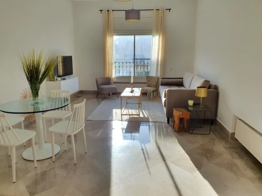 Majestic Malaga Apt de Luxe Entre Marsa Carthage - Image 1