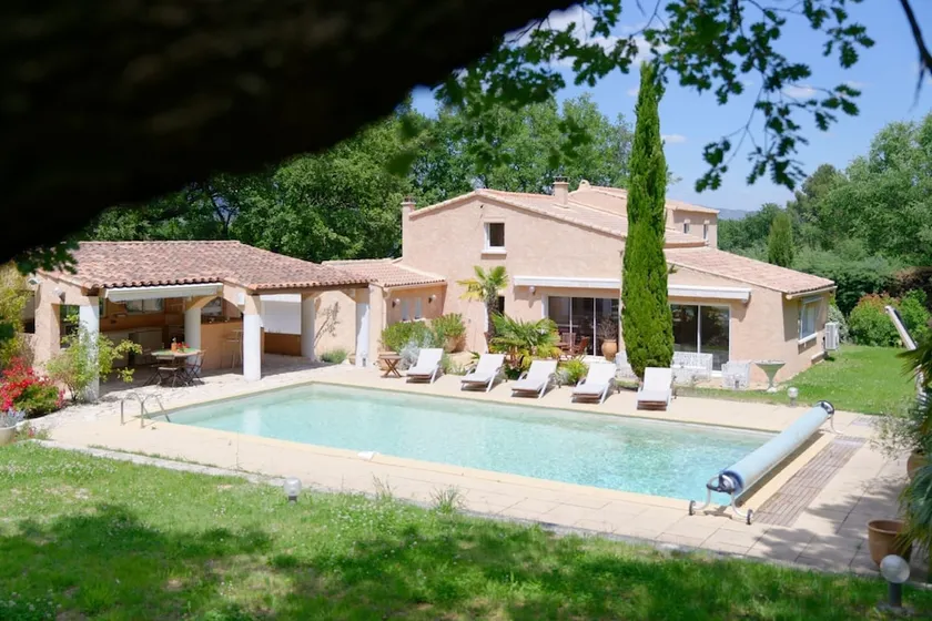 Les Iris Maison De Vacances Provençale - Image 1
