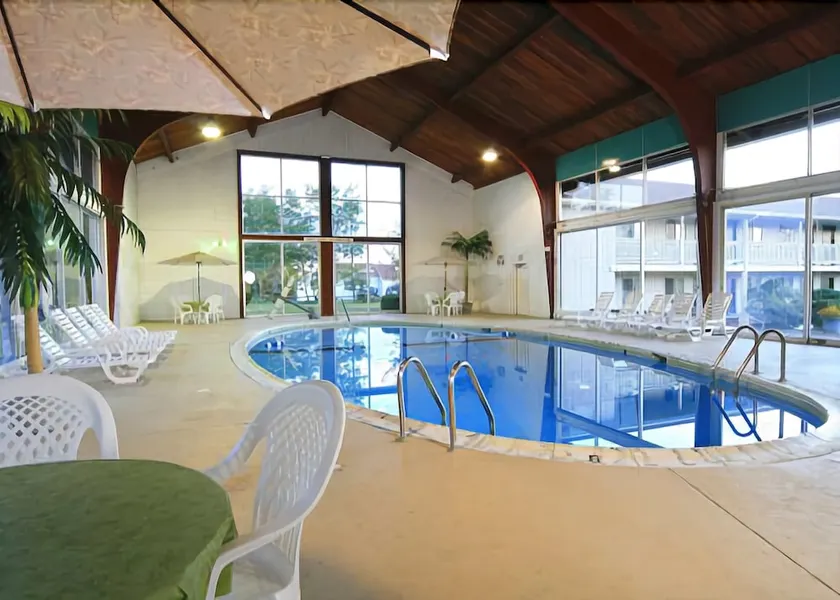 Seashore Park Inn - Image 1