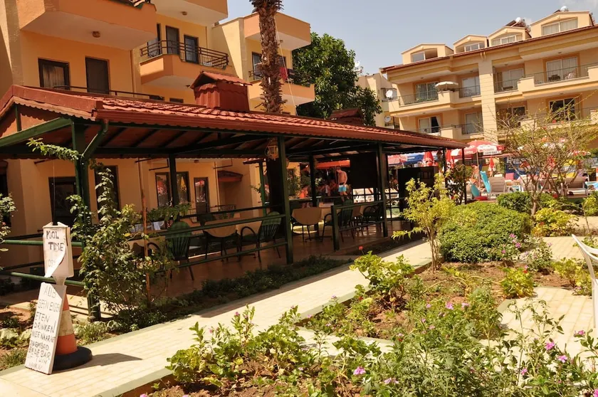 Bonjorno Apart Hotel - Image 1