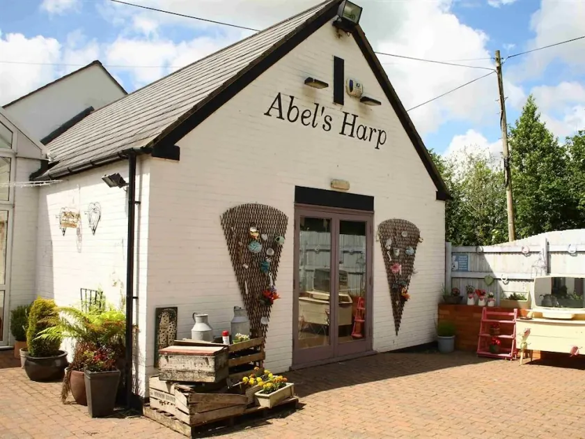 Abel's Harp - Image 1