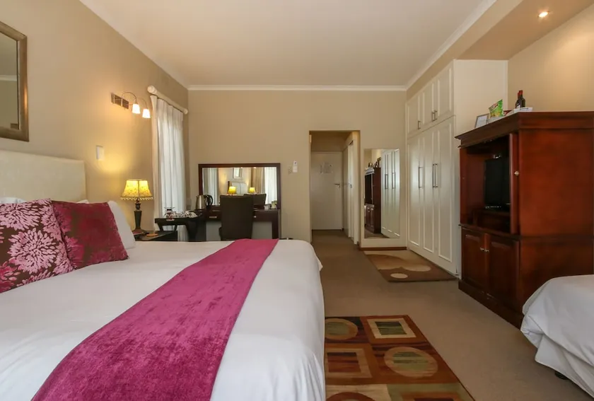 18 Burlington B&B - Image 1