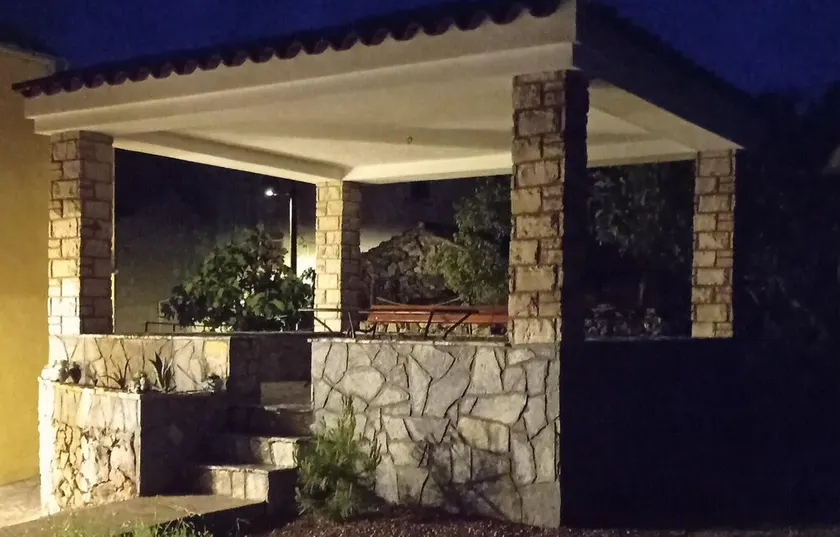 Beautiful Home in Cres With Wifi and 3 Bedrooms - Image 1