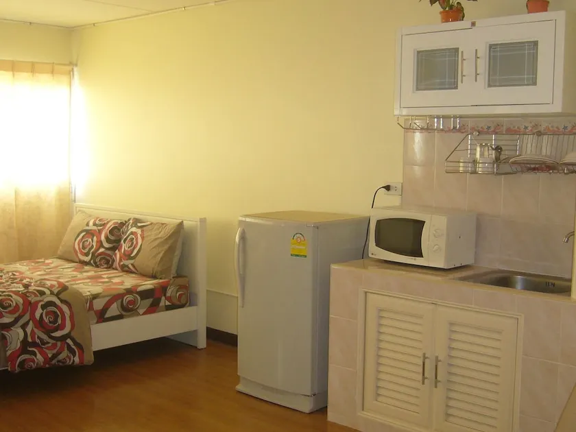 IMPACT - Challenger Muang Thong Thani Serviced Apartment - Image 1