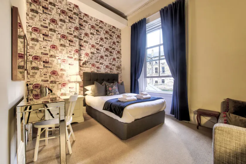 Amadeus Guest House - Image 1