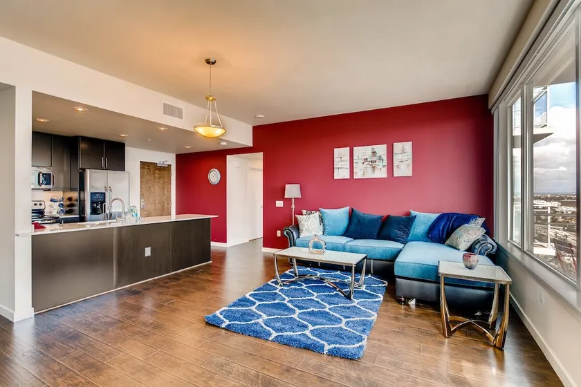 Executive Suite 2BR2BA Convention Center - Image 1