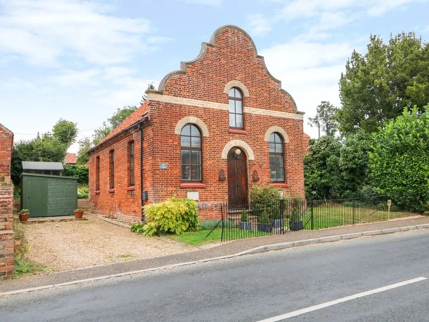 The Old Chapel - Image 1