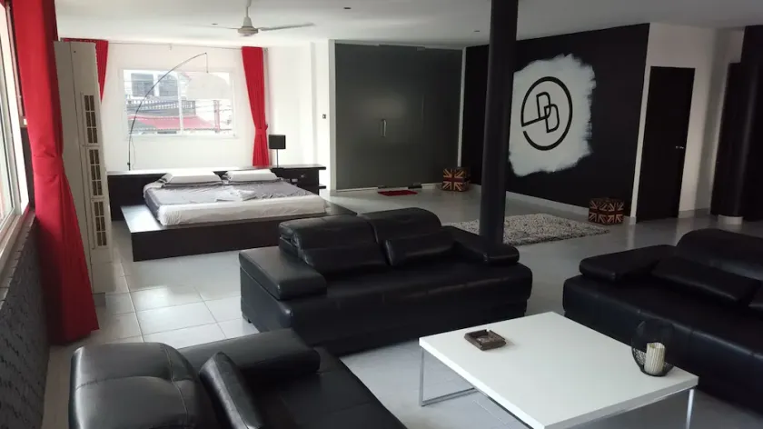 Dydi Loft - Image 1